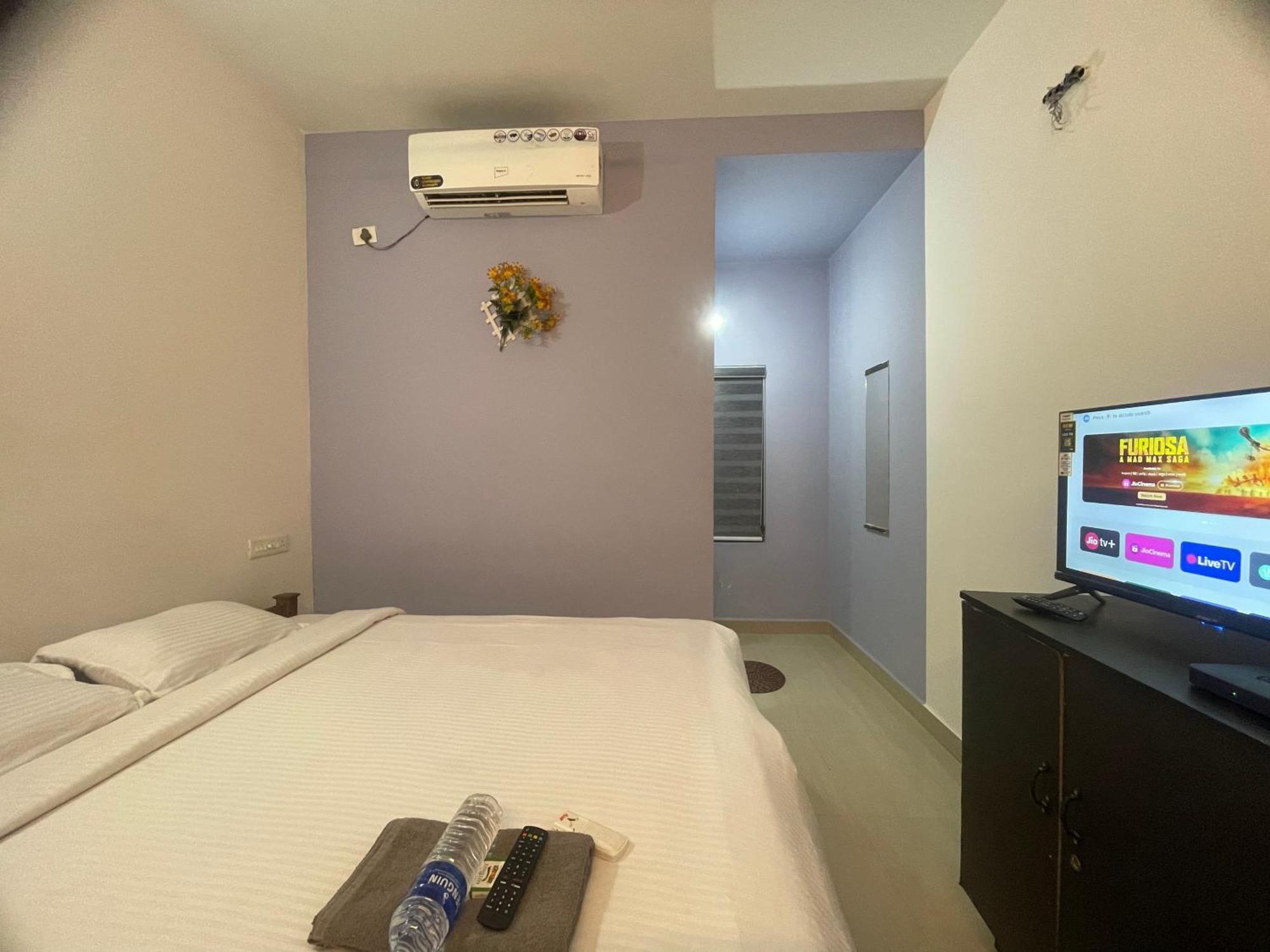 Nilastay Emirates Kazhakuttam Buitenkant foto